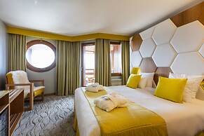 Royal Ours Blanc Boutique Hôtel & Spa