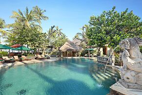 Legian Beach Hotel