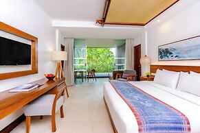 Legian Beach Hotel