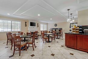 Best Western Pineywoods Inn