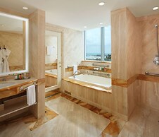 Hilton Bentley Miami/South Beach