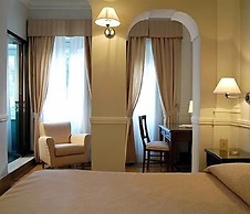 Hotel Flora