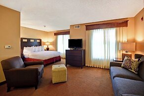 GrandStay Hotel & Suites