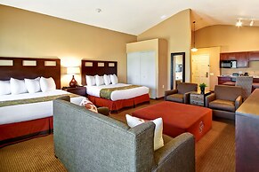 GrandStay Hotel & Suites