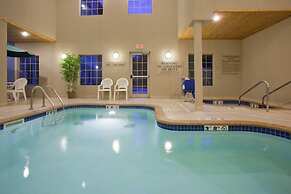 GrandStay Hotel & Suites