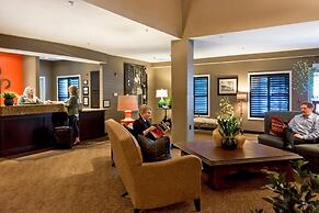GrandStay Hotel & Suites