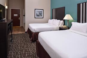 Holiday Inn Express & Suites North Lima by IHG