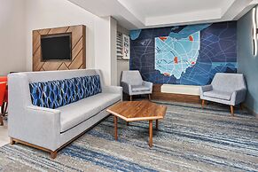 Holiday Inn Express & Suites North Lima by IHG