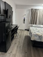 Motel 6 Bradenton, FL