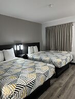 Motel 6 Bradenton, FL