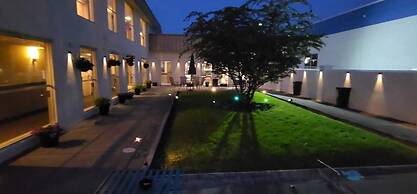 Super 8 by Wyndham Morton Grove/Chicago