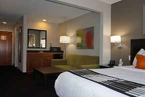 Wingate by Wyndham - Columbia