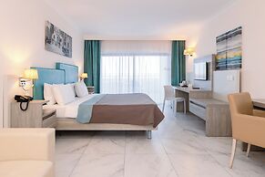 Riviera Spa Resort – Adults Only