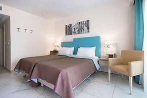 Riviera Spa Resort – Adults Only