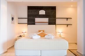 Hotel Antinea Suites & SPA