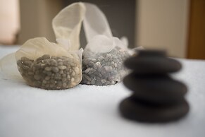 Hotel Antinea Suites & SPA