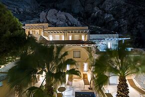 Hotel Antinea Suites & SPA