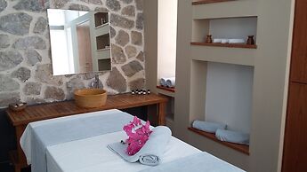 Hotel Antinea Suites & SPA
