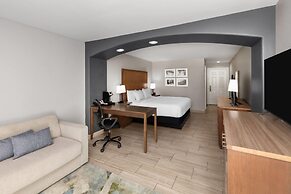 La Quinta Inn & Suites by Wyndham Brownsville North