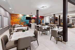 La Quinta Inn & Suites by Wyndham Brownsville North