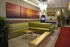 Bedfort Inn & Suites