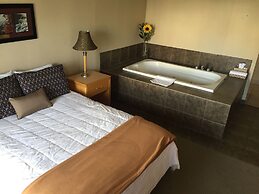 Candlelight Inn