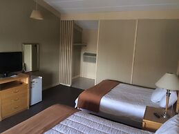 Candlelight Inn