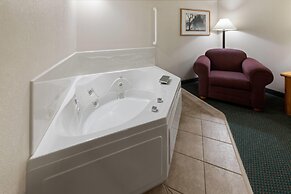 Shell Lake Lodge, a Travelodge by Wyndham