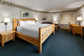 Shell Lake Lodge, a Travelodge by Wyndham