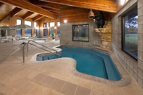 Shell Lake Lodge, a Travelodge by Wyndham