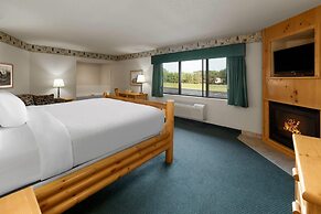 Shell Lake Lodge, a Travelodge by Wyndham