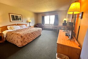 Shell Lake Lodge, a Travelodge by Wyndham