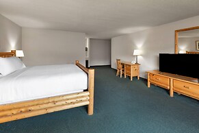 Shell Lake Lodge, a Travelodge by Wyndham