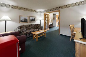 Shell Lake Lodge, a Travelodge by Wyndham