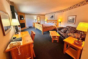 Shell Lake Lodge, a Travelodge by Wyndham