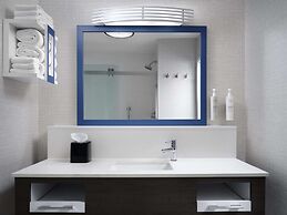 Hampton Inn & Suites Dallas-DFW ARPT W-SH 183 Hurst