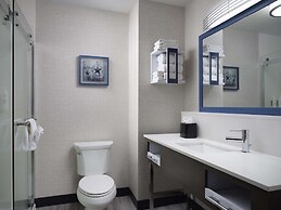 Hampton Inn & Suites Dallas-DFW ARPT W-SH 183 Hurst