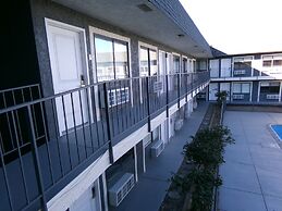 Clarion Pointe Ridgecrest near China Lake Naval Station