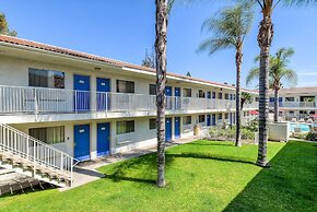 Motel 6 Rowland Heights, CA - Los Angeles - Pomona