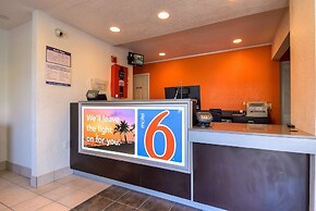 Motel 6 Rowland Heights, CA - Los Angeles - Pomona