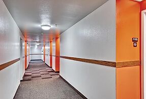 Motel 6 Glenview, IL - Chicago North