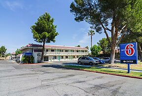 Motel 6 Barstow, CA