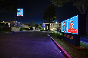 Motel 6 Barstow, CA
