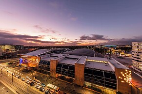 Oaks Adelaide Horizons Suites