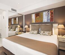 Oaks Adelaide Horizons Suites