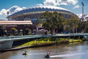 Oaks Adelaide Horizons Suites