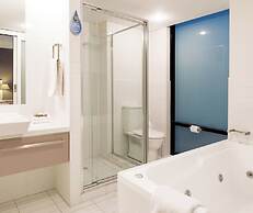 Oaks Adelaide Horizons Suites