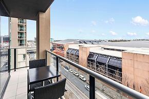Oaks Adelaide Horizons Suites