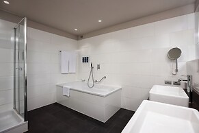 Four Points by Sheraton Bolzano