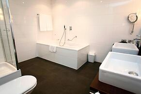 Four Points by Sheraton Bolzano